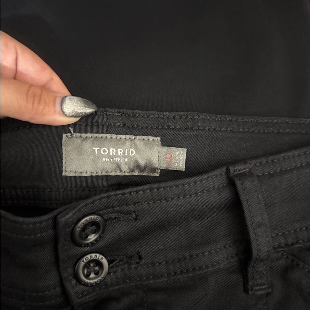 Torrid Crop Aviator Skinny Stretch Twill Mid-Rise Pant - Picture 8 of 8